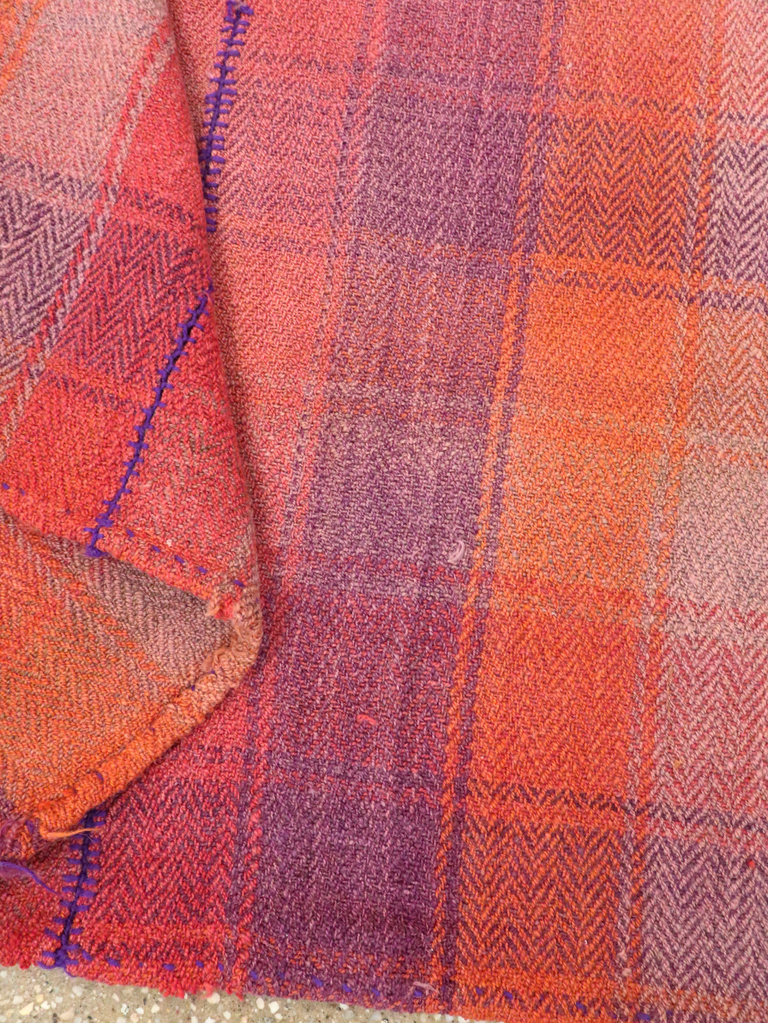 Vintage Persian Textile, No.29003 - Staging