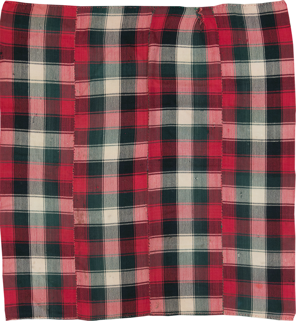 Vintage Persian Textile, No.29011 - Staging