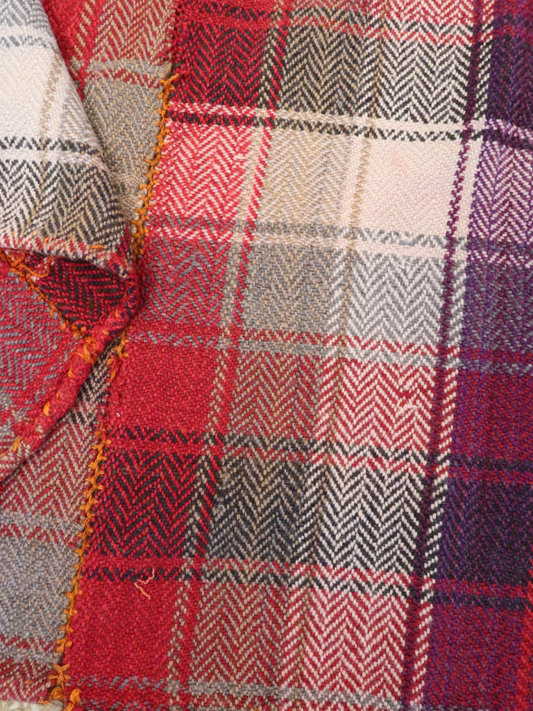 Vintage Persian Textile, No.29015 - Staging