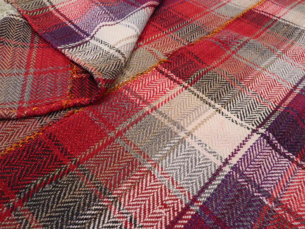 Vintage Persian Textile, No.29015 - Staging