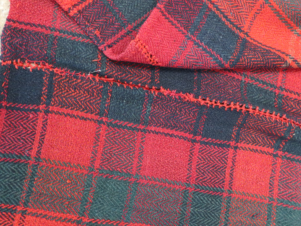 Vintage Persian Textile, No.29018 - Staging