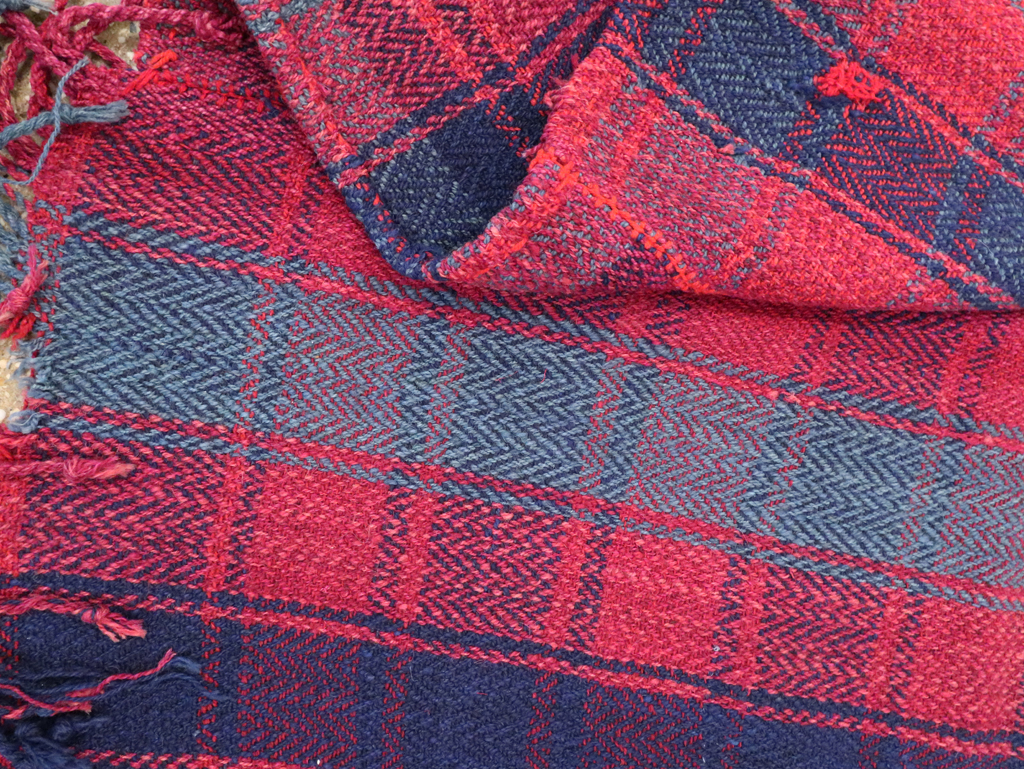 Vintage Persian Textile, No.29025 - Staging