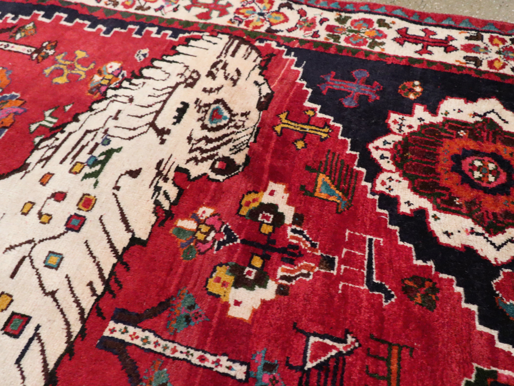 Vintage Persian Pictorial Shiraz Rug, No.29061 - Staging