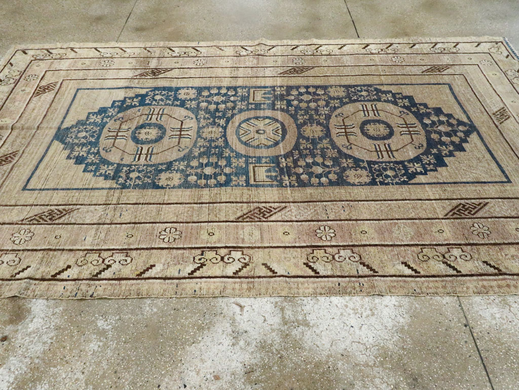 Antique East Turkestan Khotan Carpet, No.29064 - Staging