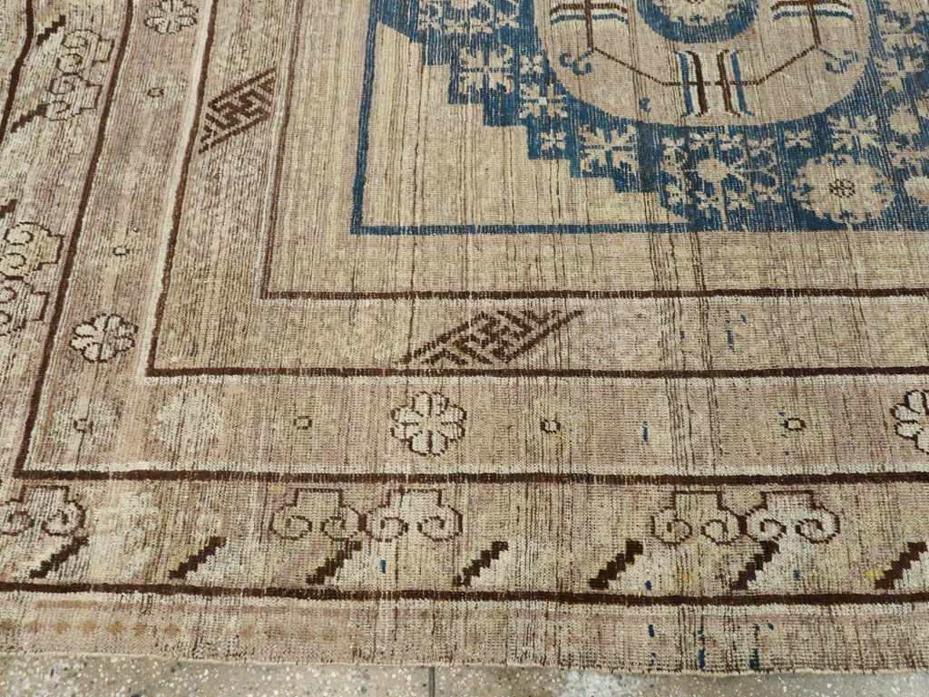 Antique East Turkestan Khotan Carpet, No.29064 - Staging