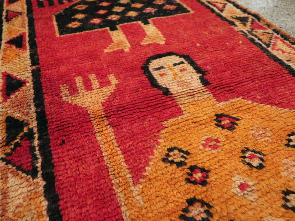 Vintage Turkish Anatolian Pictorial Runner, No.29102 - Staging