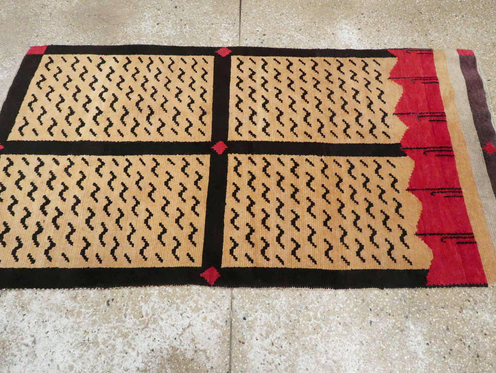 Vintage Tibetan Throw Rug, No.29106 - Staging