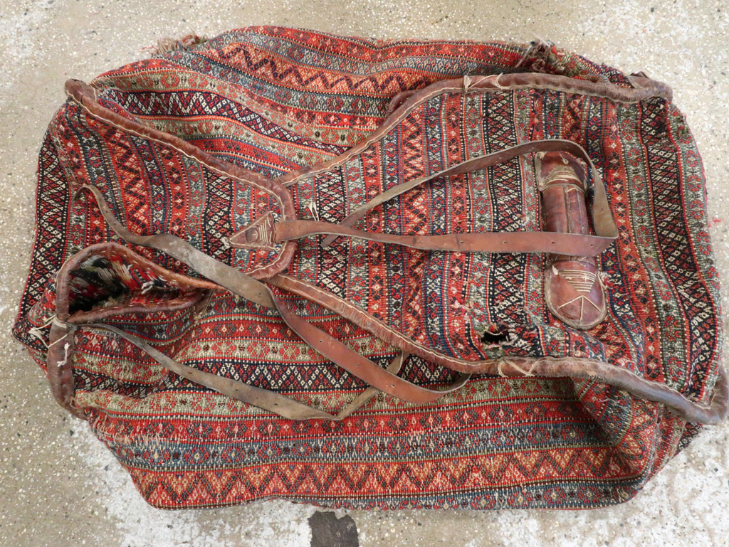 Vintage Persian Afshar Bag, No.29149 - Staging