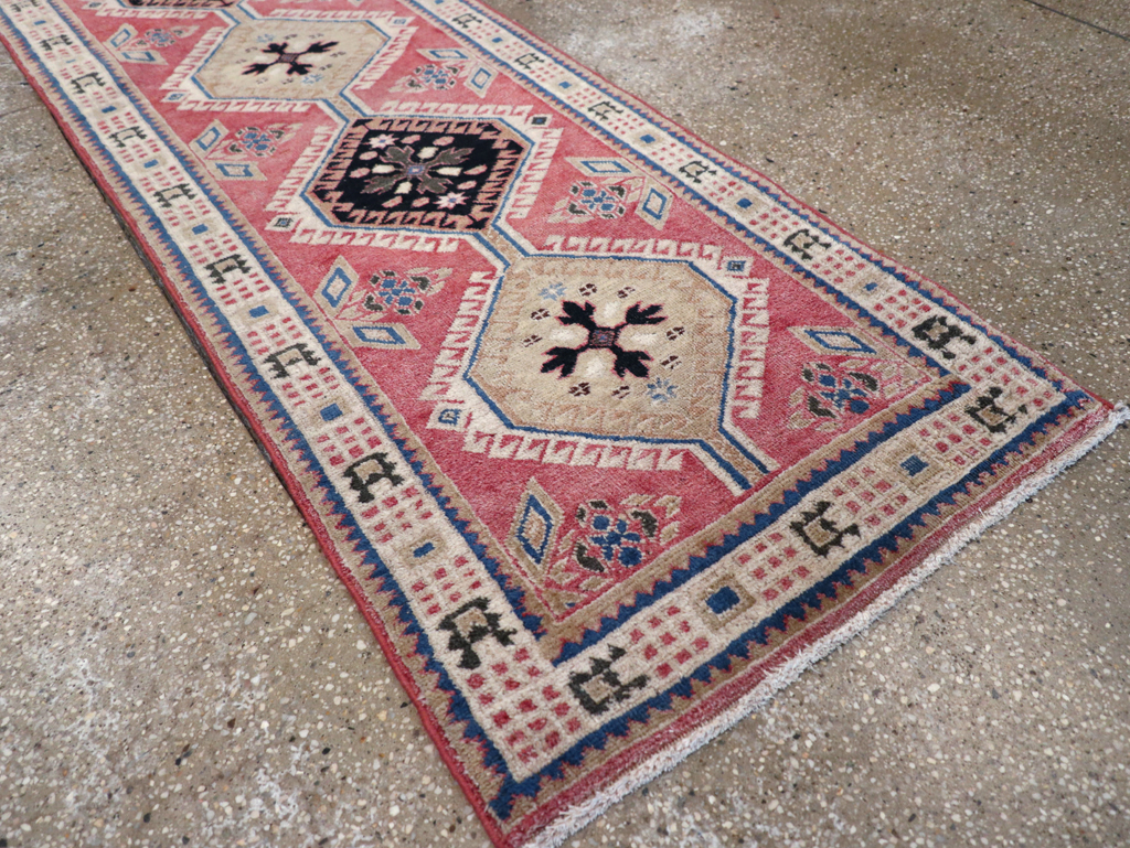 Vintage Persian Serab Runner, No.29153 - Staging