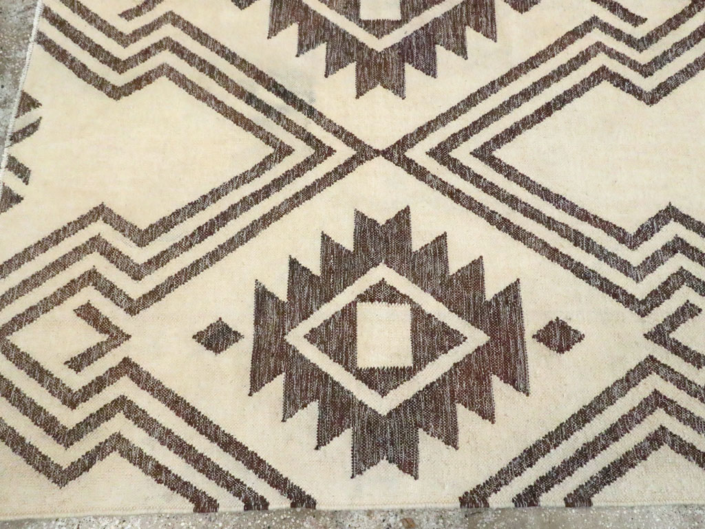 Contemporary Handmade Turkish Flatweave Kilim, No.29164 - Staging