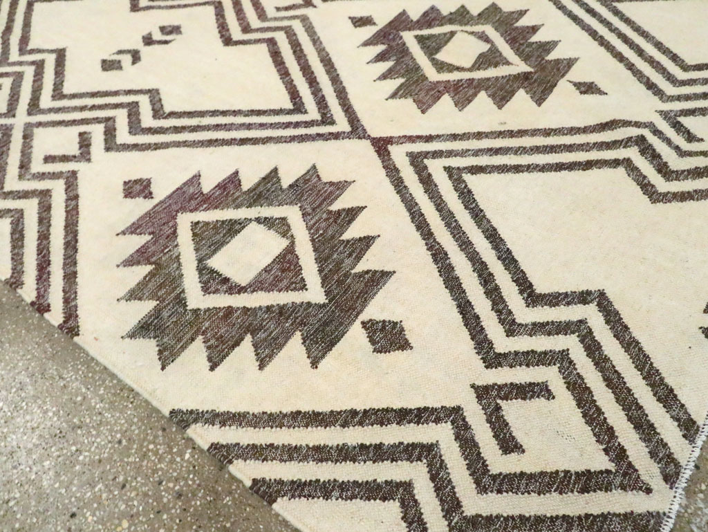 Contemporary Handmade Turkish Flatweave Kilim, No.29164 - Staging