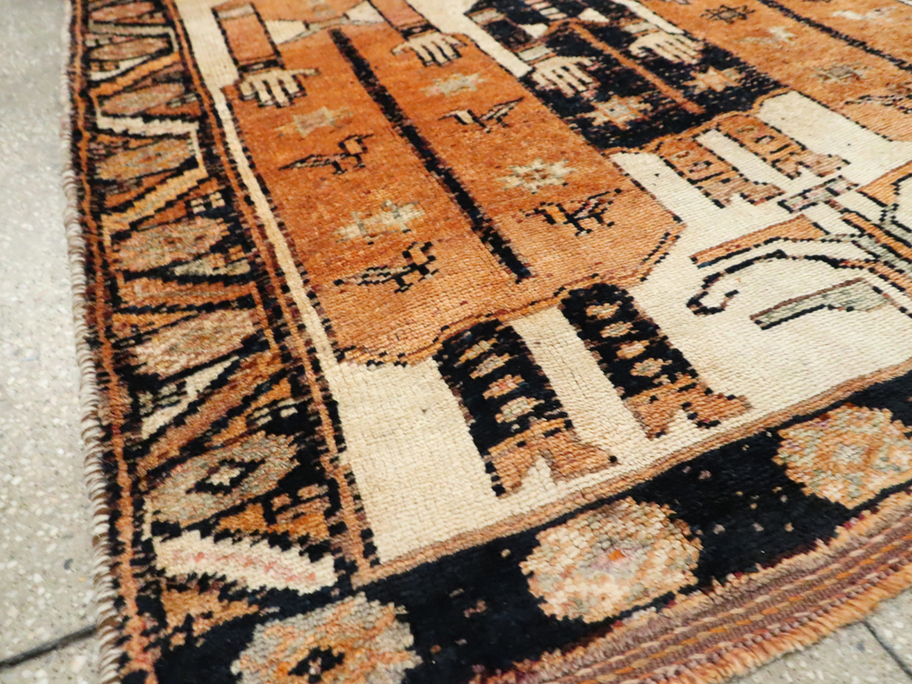 Vintage Persian Bakhtiari Pictorial Rug, No.29171 - Staging