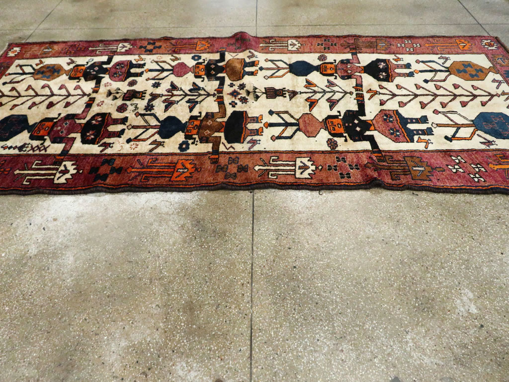 Vintage Bakhtiari Pictorial Rug, No.29174 - Staging