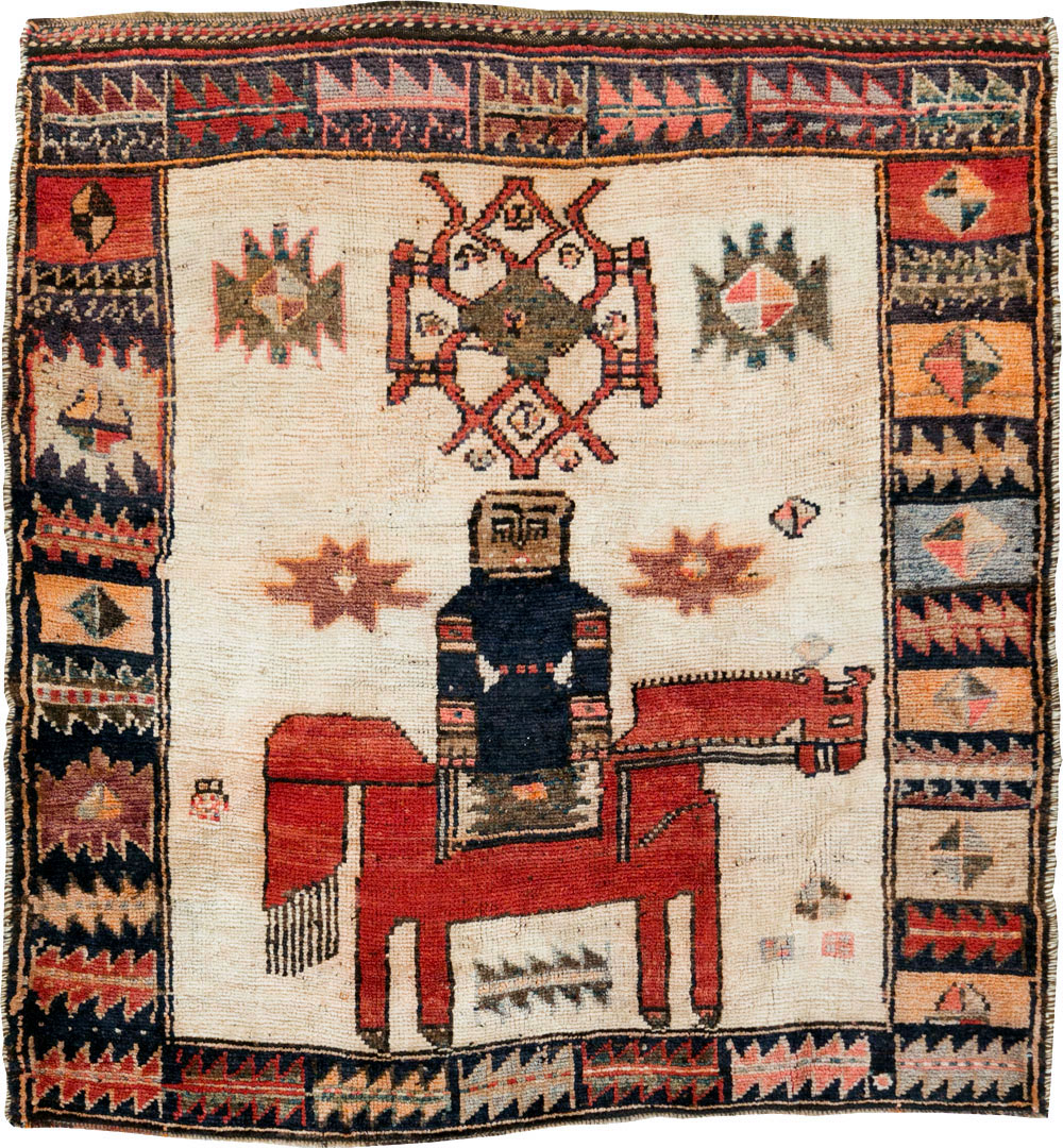 Vintage Persian Pictorial Bakhtiari Rug, No.29175 - Staging