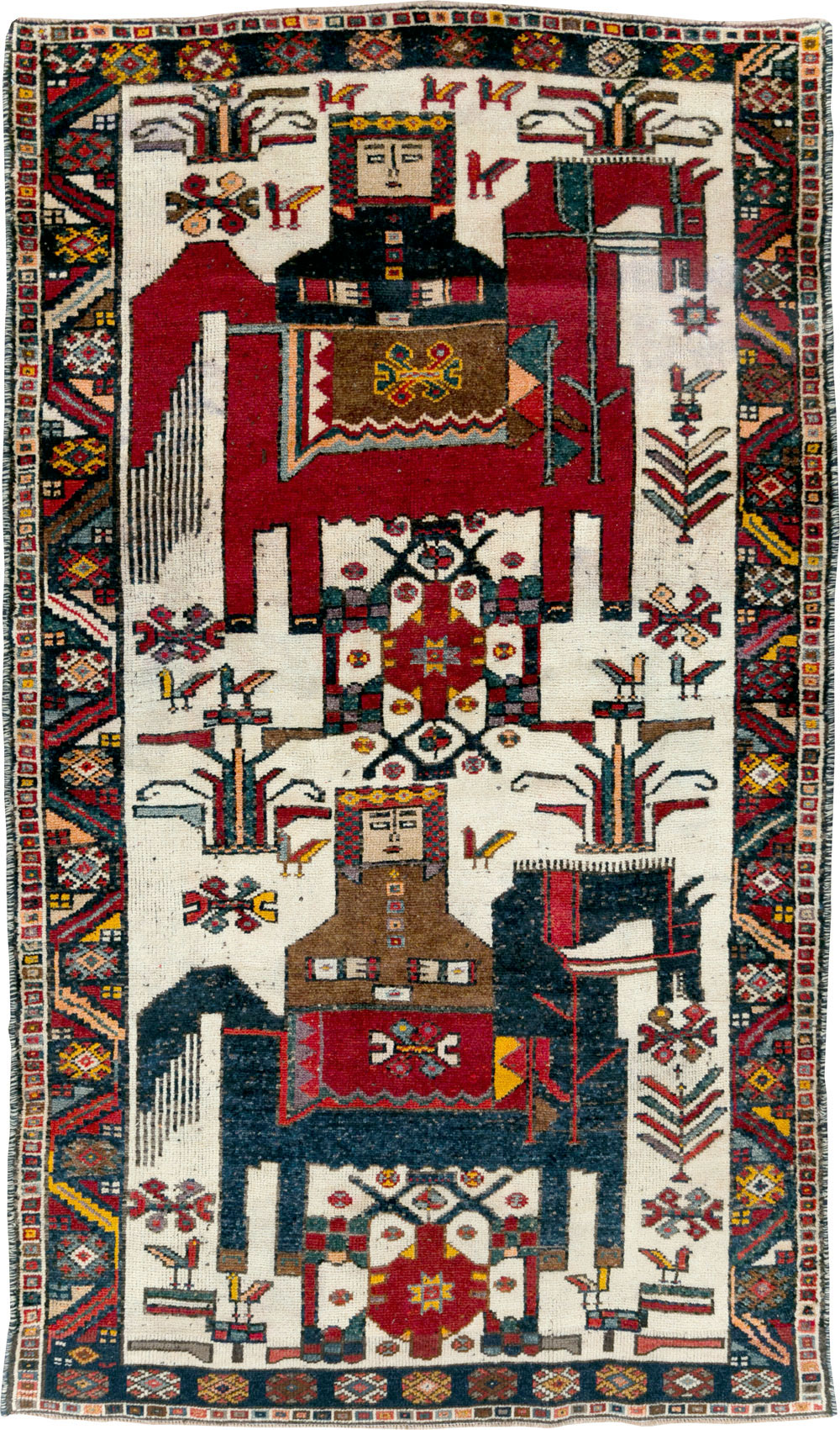 Vintage Persian Bakhtiari Pictorial Accent Rug, No.29176 - Staging