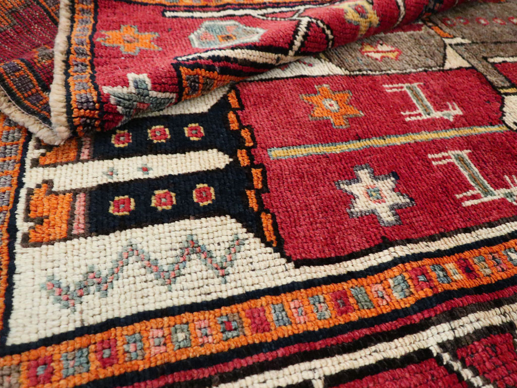 Vintage Persian Pictorial Bakhtiari Rug, No.29179 - Staging