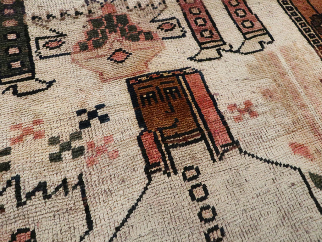 Vintage Persian Pictorial Bakhtiari Rug, No.29180 - Staging