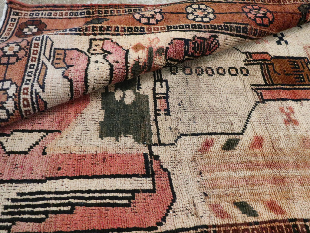 Vintage Persian Pictorial Bakhtiari Rug, No.29180 - Staging