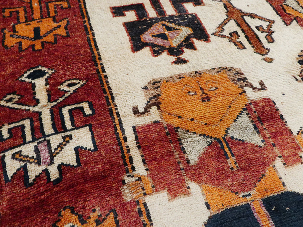 Vintage Persian Bakhtiari Pictorial Accent Rug, No.29181 - Staging