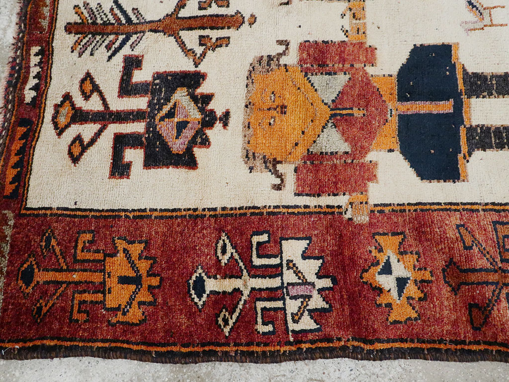 Vintage Persian Bakhtiari Pictorial Accent Rug, No.29181 - Staging