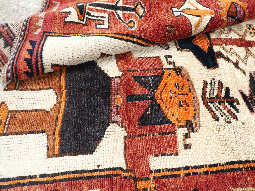 Vintage Persian Bakhtiari Pictorial Accent Rug, No.29181 - Staging