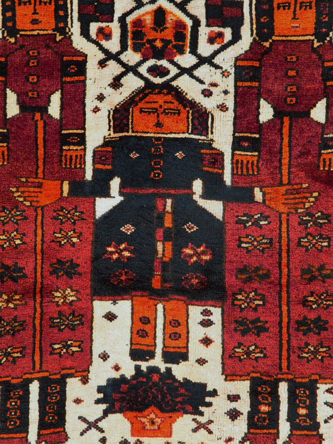 Vintage Persian Bakhtiari Pictorial Accent Rug, No.29186 - Staging