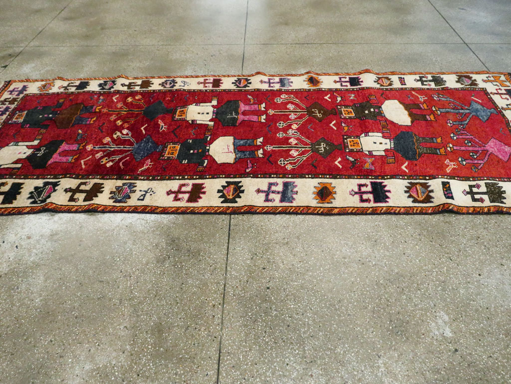 Vintage Persian Pictorial Bakhtiari Rug, No.29188 - Staging