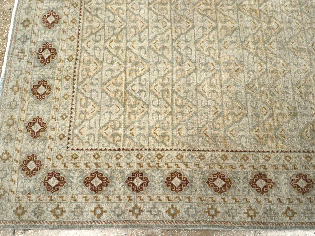 Vintage Persian Kashan Accent Carpet, No.29193 - Staging