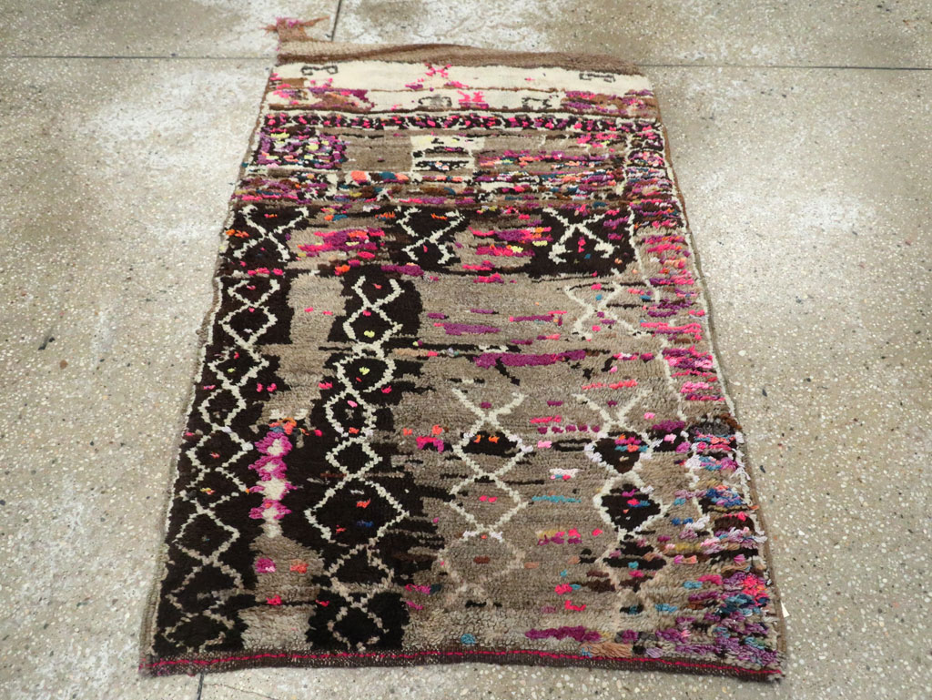 Contemporary  Anatolian Rug, No.29226 - Staging