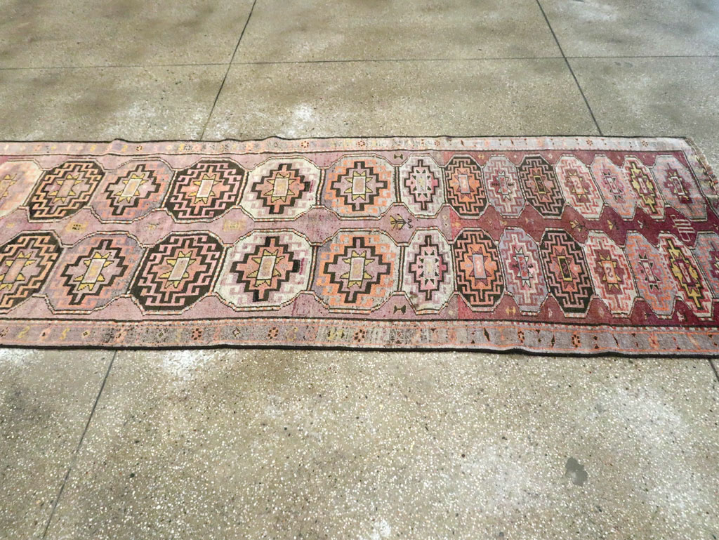 Vintage Turkish Anatolian Runner, No.29228 - Staging