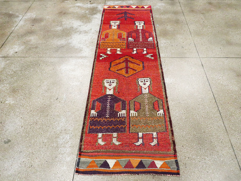 Vintage Turkish Anatolian Pictorial Runner, No.29231 - Staging