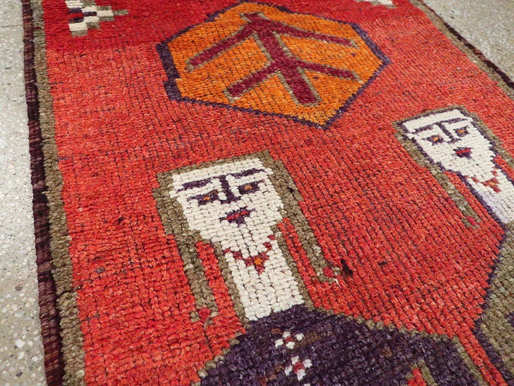 Vintage Turkish Anatolian Pictorial Runner, No.29231 - Staging