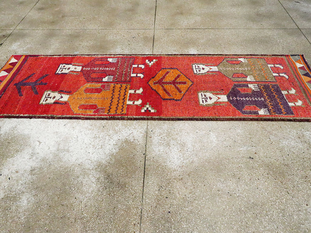 Vintage Turkish Anatolian Pictorial Runner, No.29231 - Staging