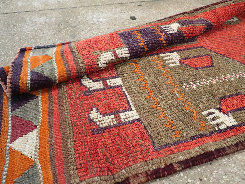 Vintage Turkish Anatolian Pictorial Runner, No.29231 - Staging