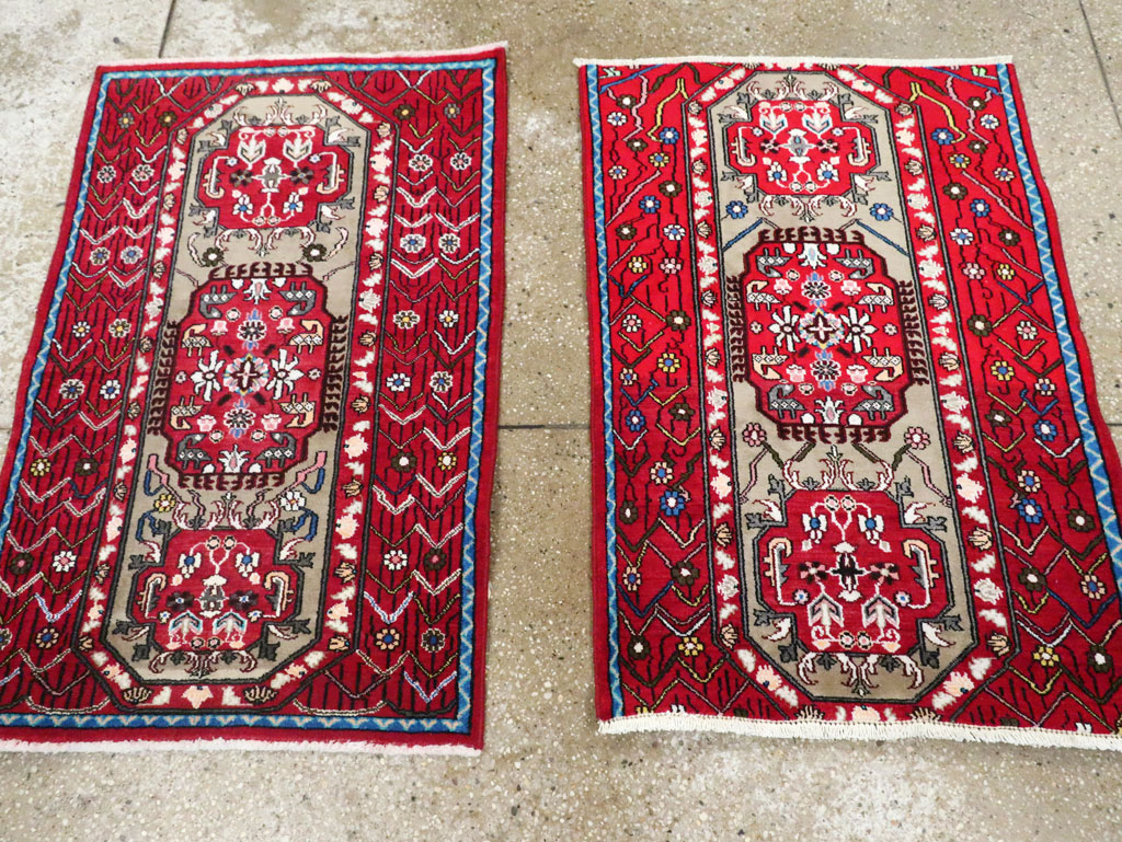 Vintage Persian Tabriz Throw Rug (Pair: 2 of 2), No.29241 - Staging