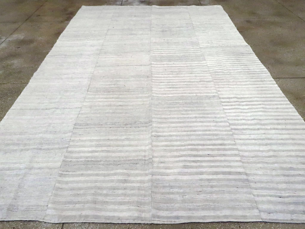 Vintage Turkish Flatweave Kilim Room Size Carpet, No.29244 - Staging