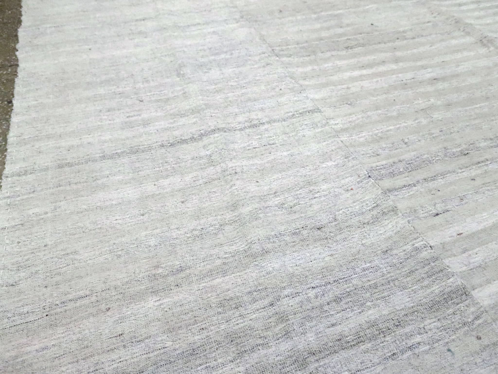 Vintage Turkish Flatweave Kilim Room Size Carpet, No.29244 - Staging