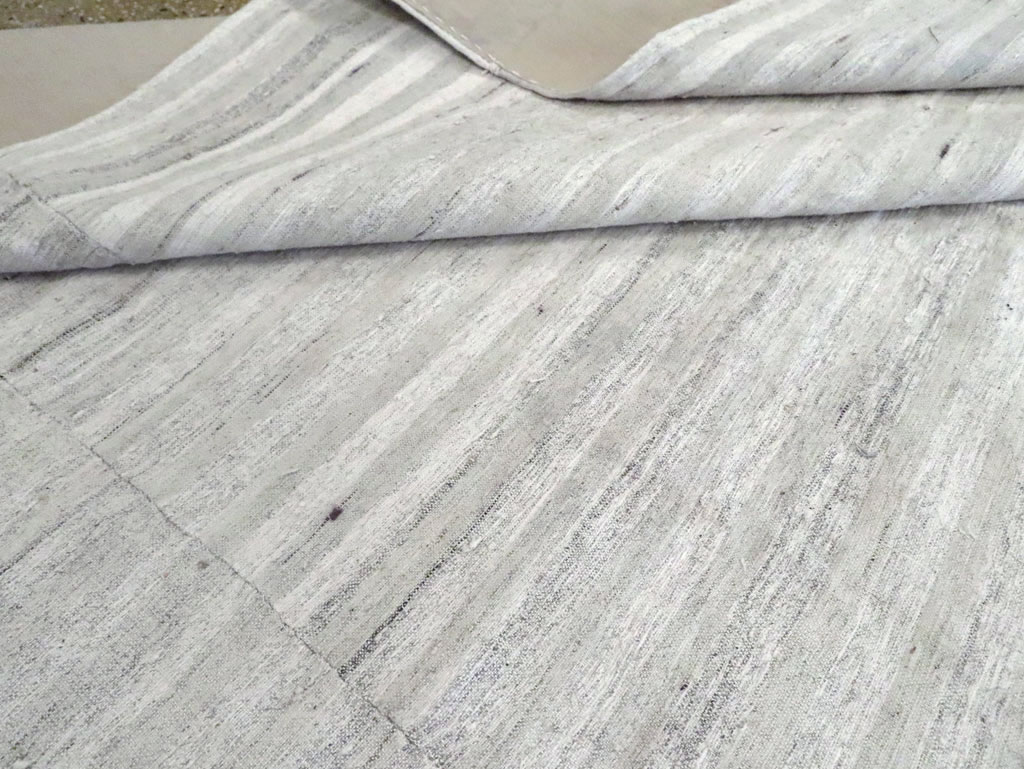 Vintage Turkish Flatweave Kilim Room Size Carpet, No.29244 - Staging