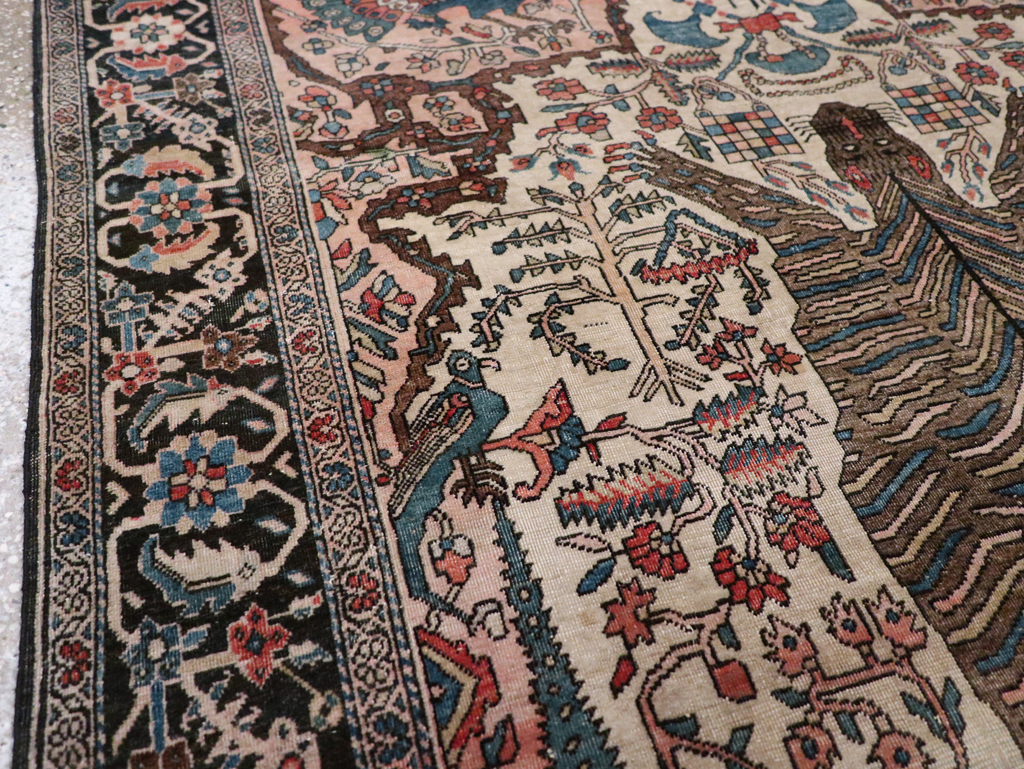 Antique Sarouk Farahan Pictorial Rug, No.29250 - Staging
