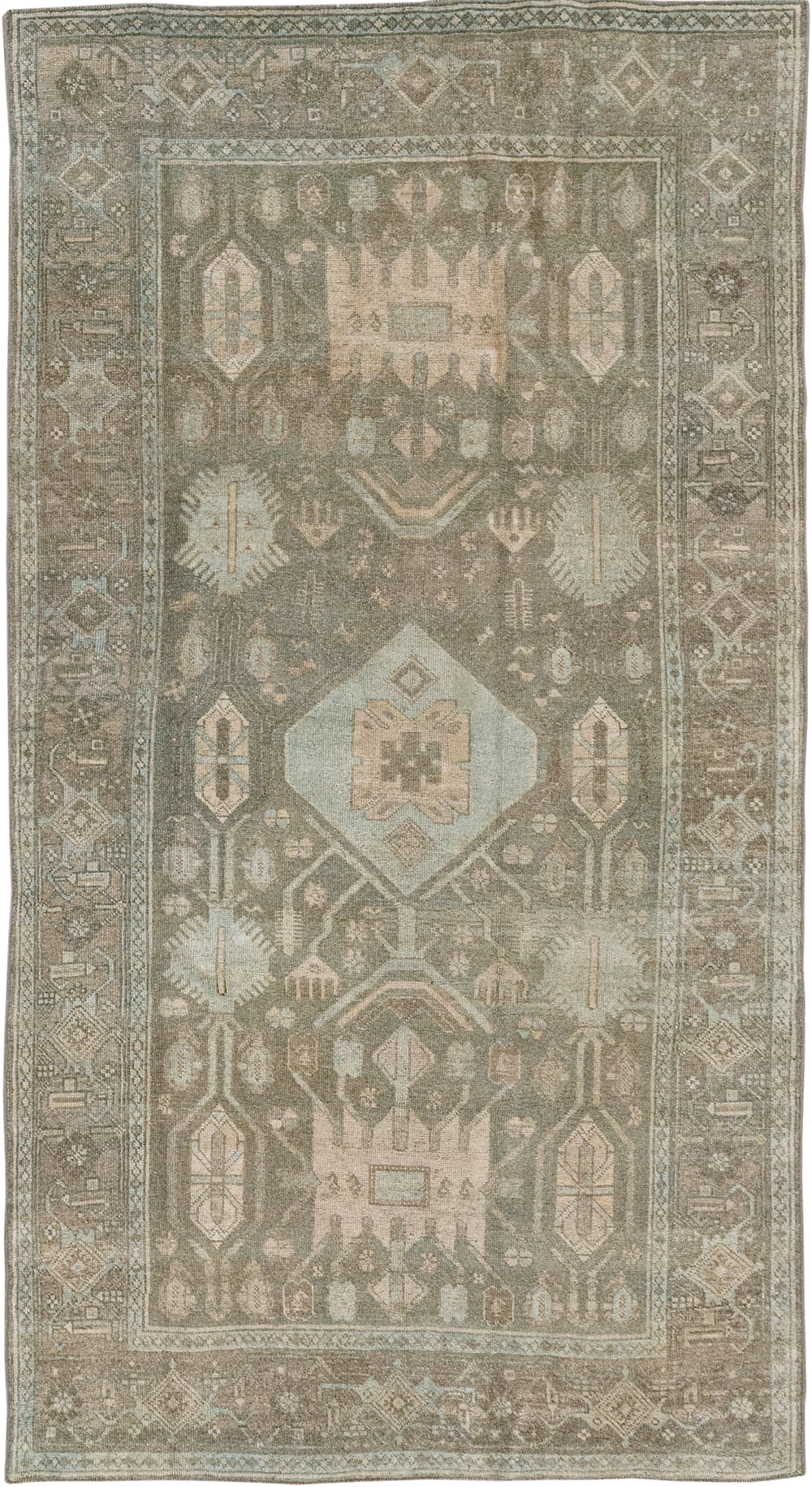 Antique Persian Bidjar Rug, No.29258 - Staging
