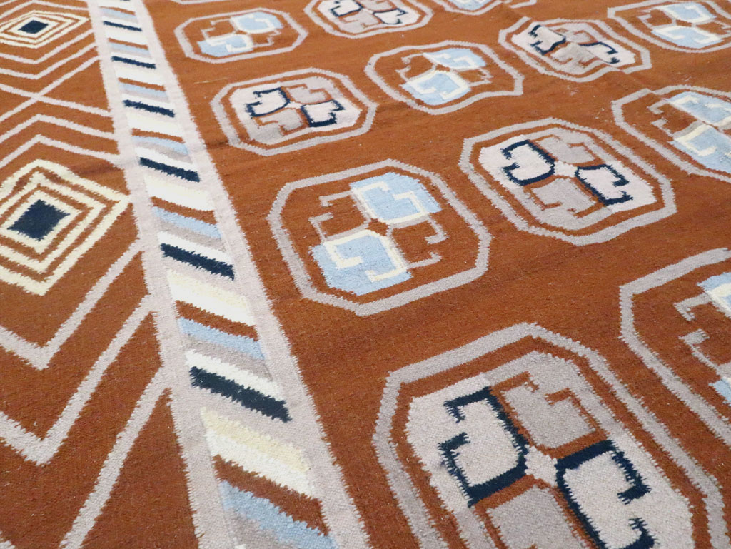 Modern Indian Flatweave Dhurrie Large Room Size Carpet, No.29266 - Staging
