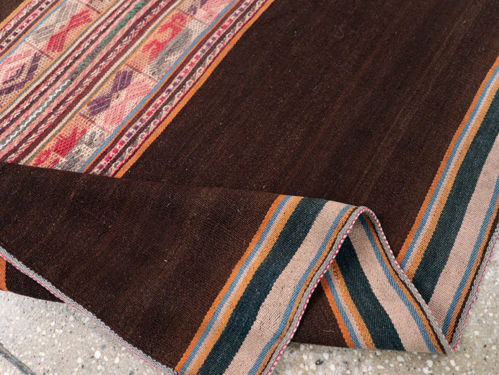 Vintage Perisan Square Kilim, No.29282 - Staging