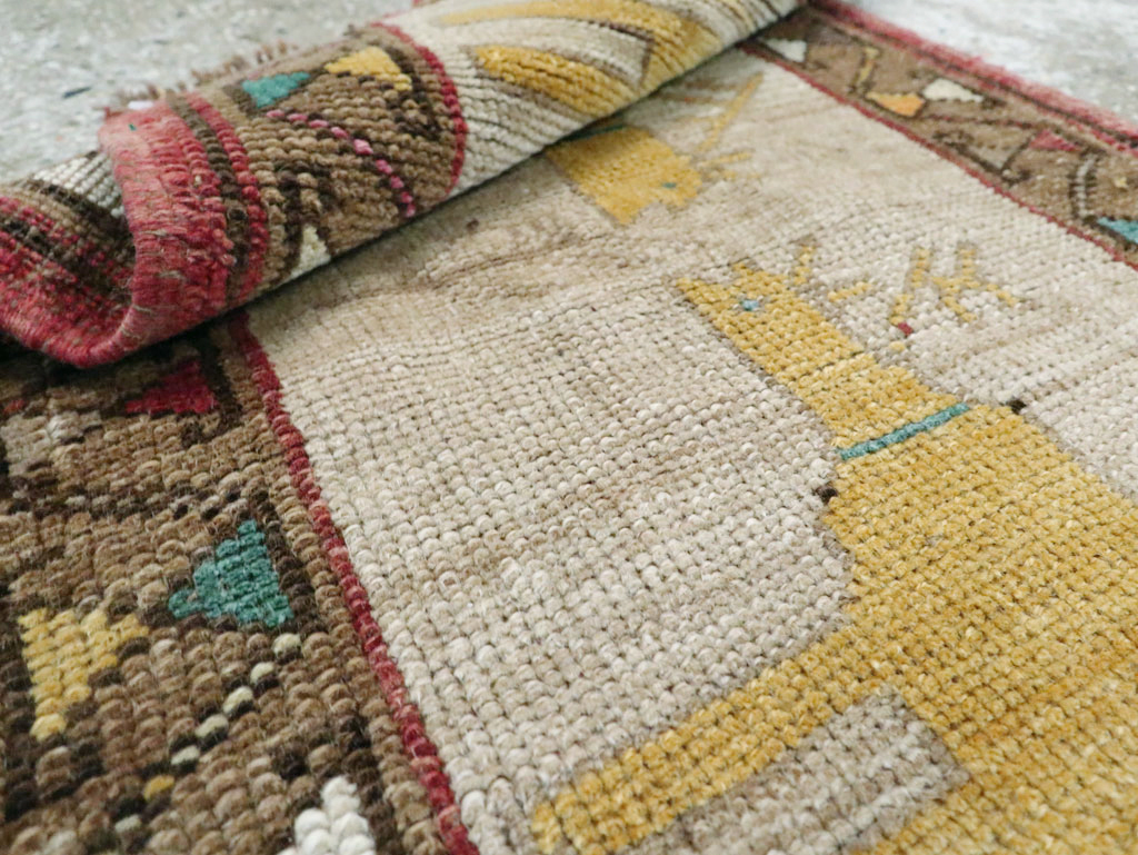 Vintage Anatolian Pictorial Rug, No.29316 - Staging