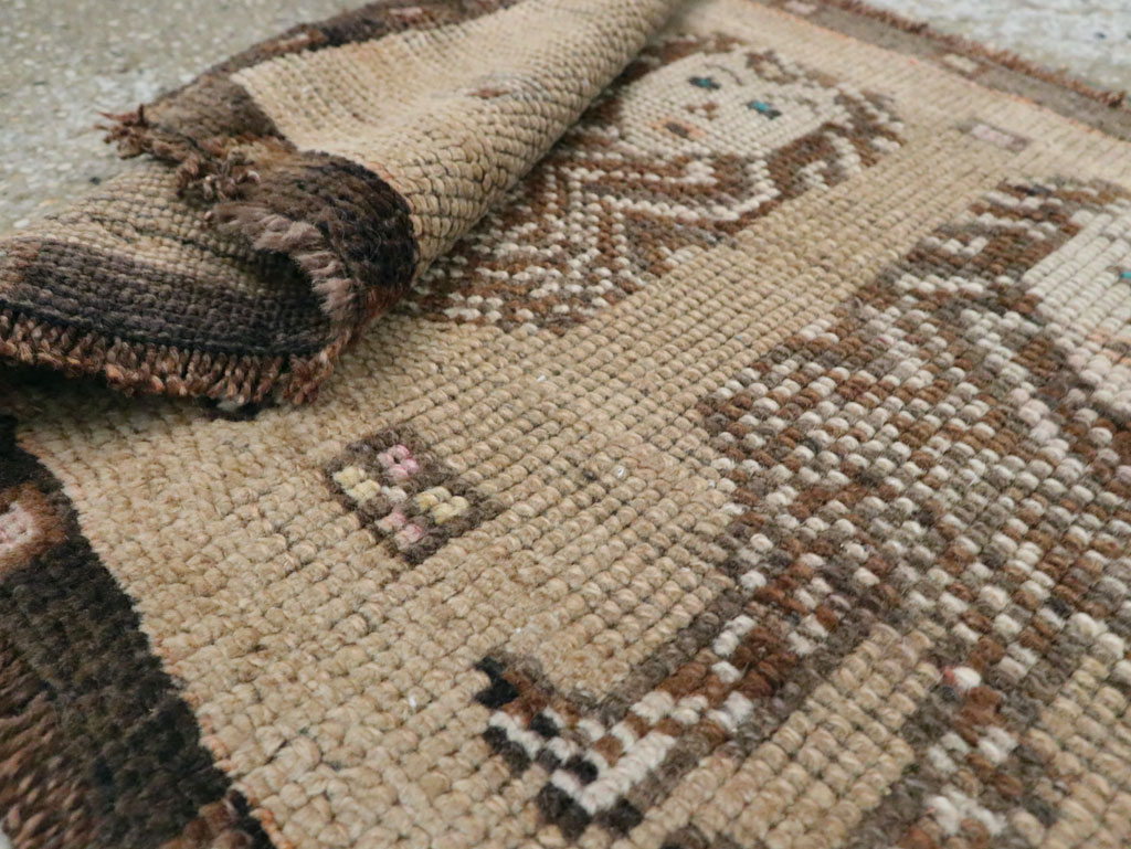 Vintage Turkish Anatolian Pictorial Throw Rug (Pair: 2 of 2), No.29318 - Staging