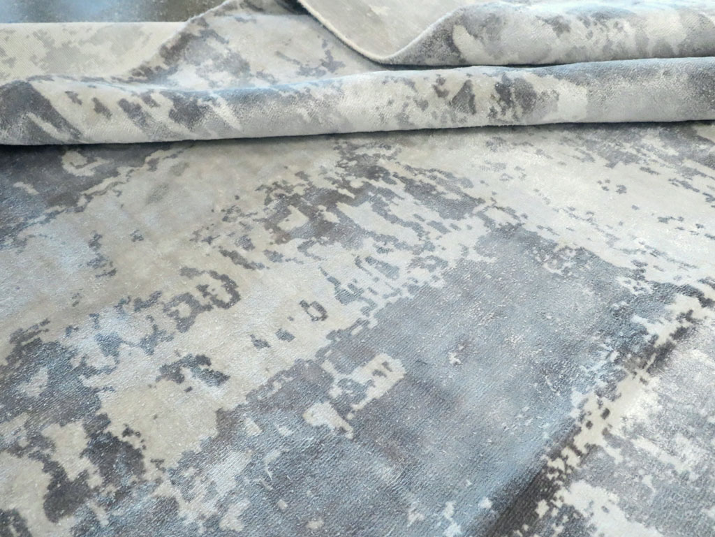 Contemporary Turkish Room Size Carpet, No.29325 - Staging