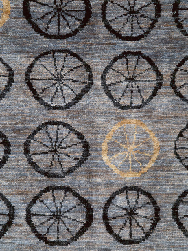 Contemporary Turkish Anatolian Room Size Carpet, No.29337 - Staging