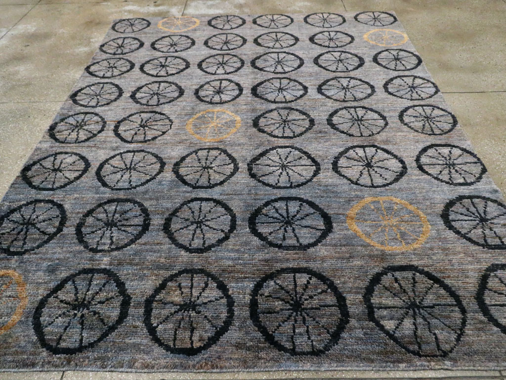 Contemporary Turkish Anatolian Room Size Carpet, No.29337 - Staging