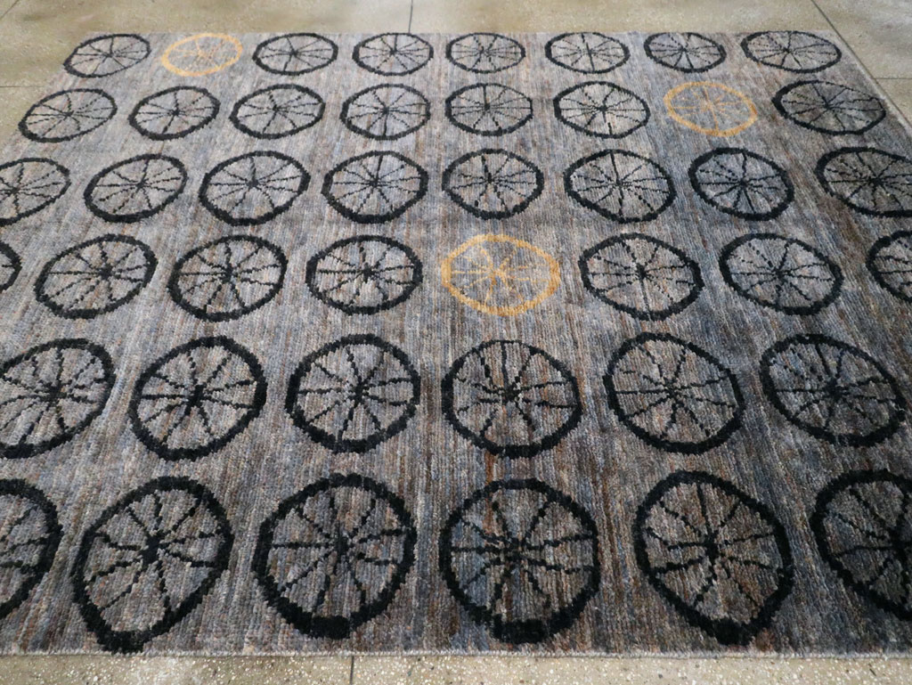 Contemporary Turkish Anatolian Room Size Carpet, No.29337 - Staging