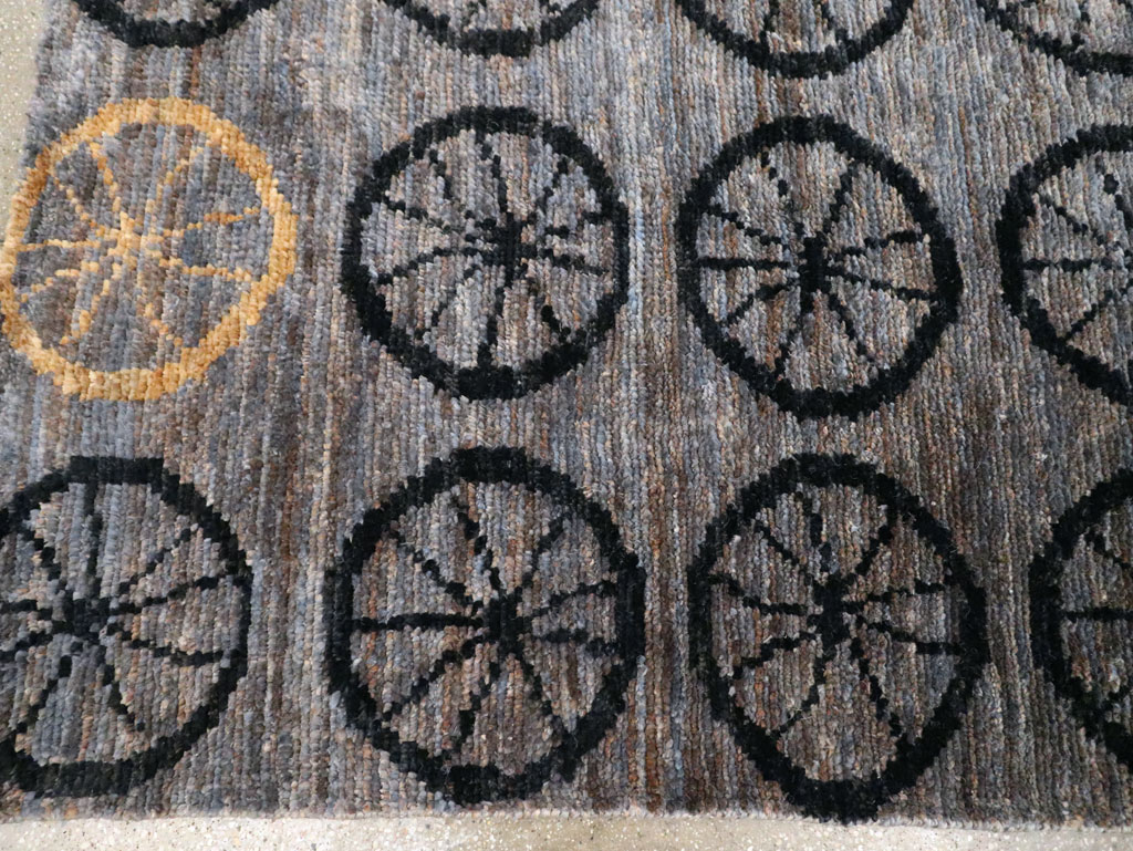 Contemporary Turkish Anatolian Room Size Carpet, No.29337 - Staging