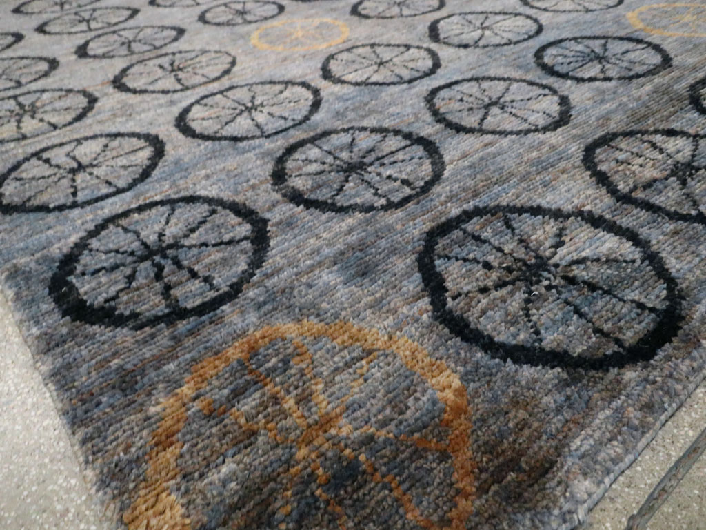 Contemporary Turkish Anatolian Room Size Carpet, No.29337 - Staging